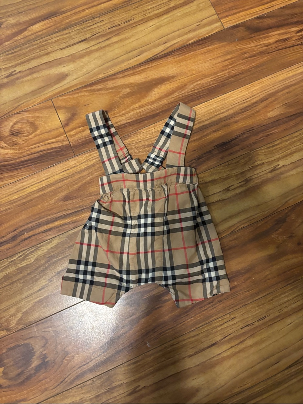 Burberry overalls size 1 month excellent condition